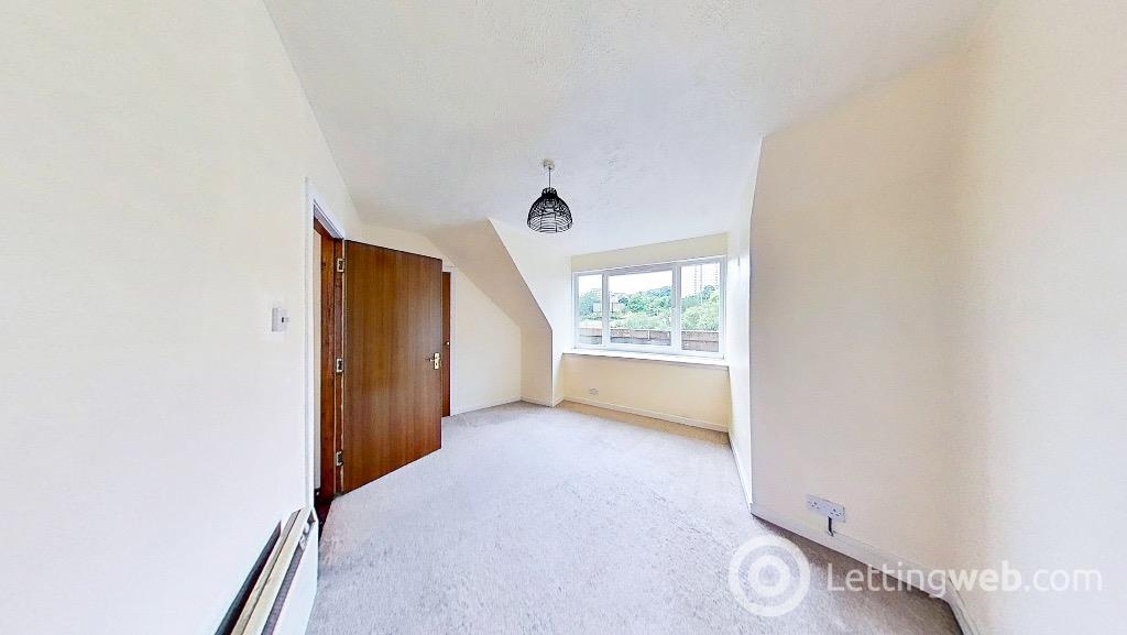 Property to rent in Victoria Road, City Centre, Dundee, DD1 1EL