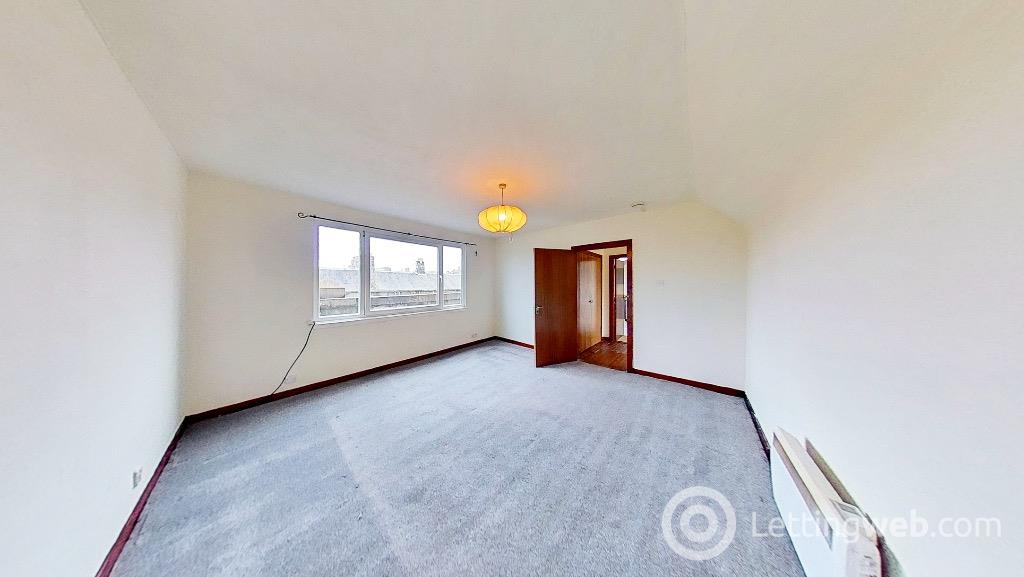Property to rent in Victoria Road, City Centre, Dundee, DD1 1EL