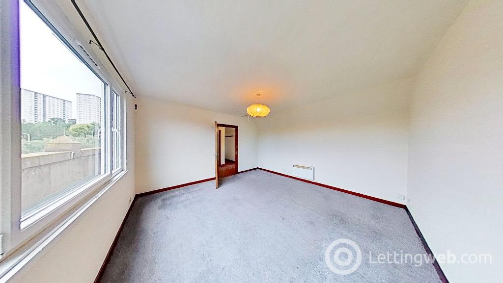 Property to rent in Victoria Road, City Centre, Dundee, DD1 1EL