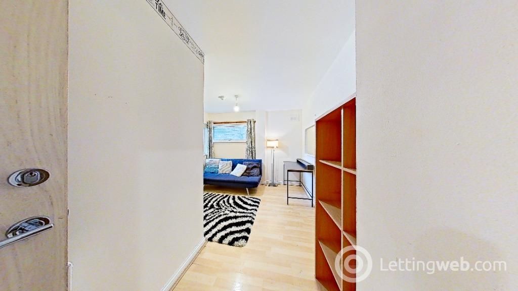 Property to rent in Victoria Road, City Centre, Dundee, DD1 2NY