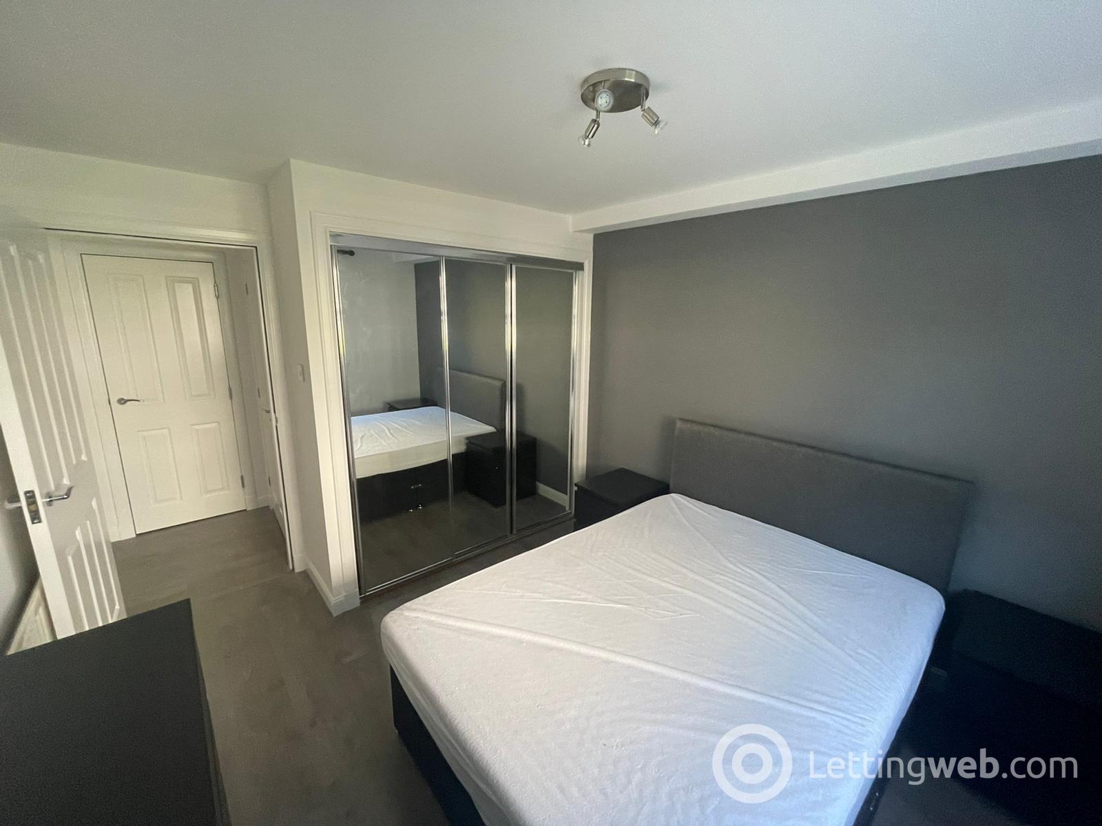 Property to rent in 176B South College Street, Aberdeen, AB11 6LD