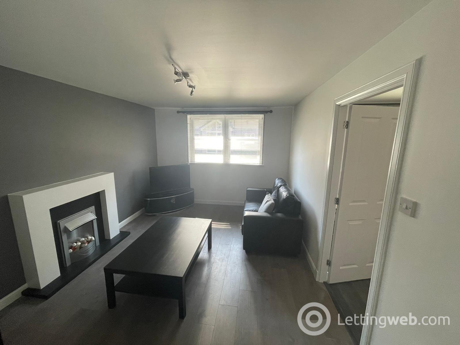 Property to rent in 176B South College Street, Aberdeen, AB11 6LD