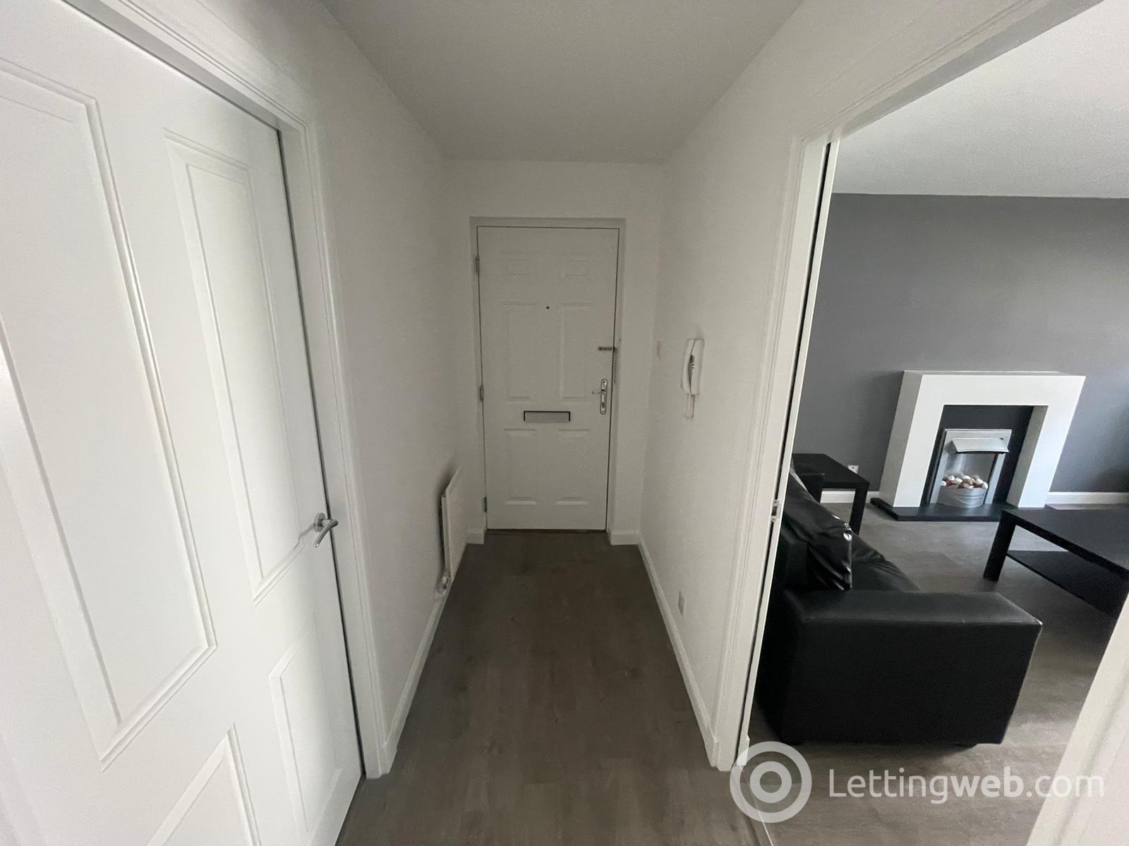 Property to rent in 176B South College Street, Aberdeen, AB11 6LD