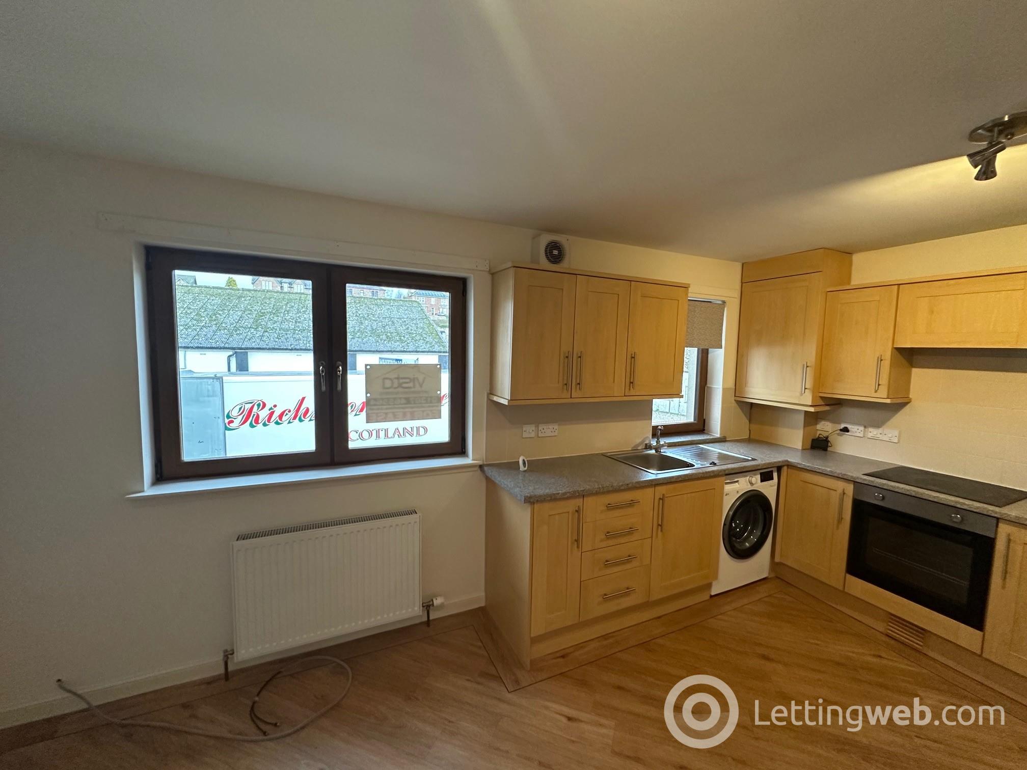 Property to rent in 47 Lochside Road, Forfar