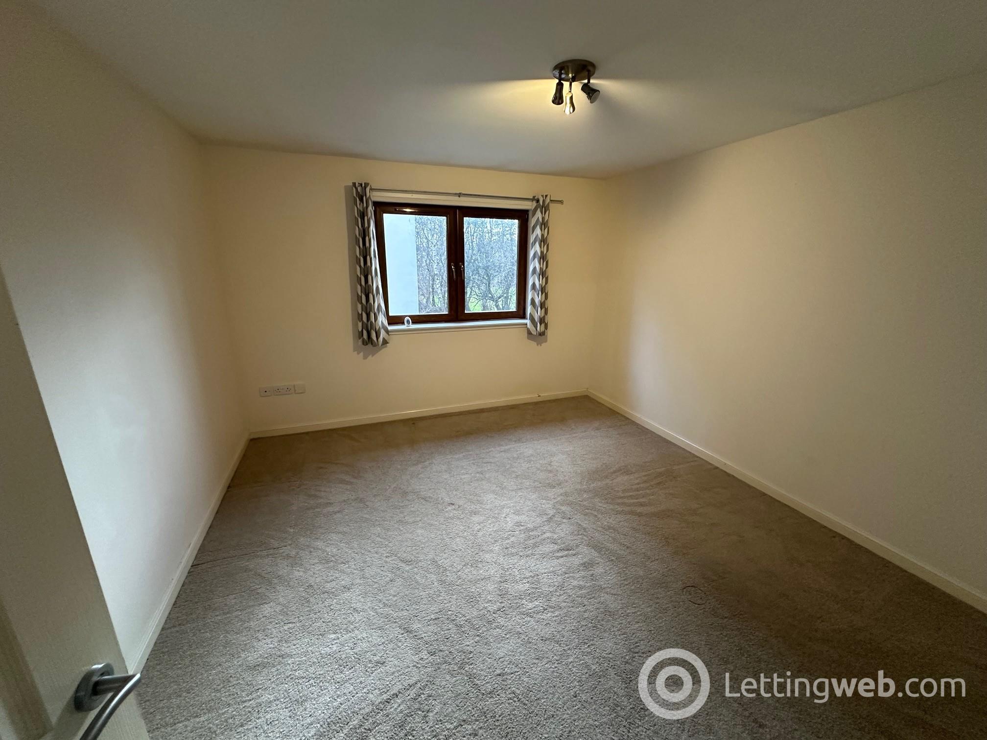 Property to rent in 47 Lochside Road, Forfar