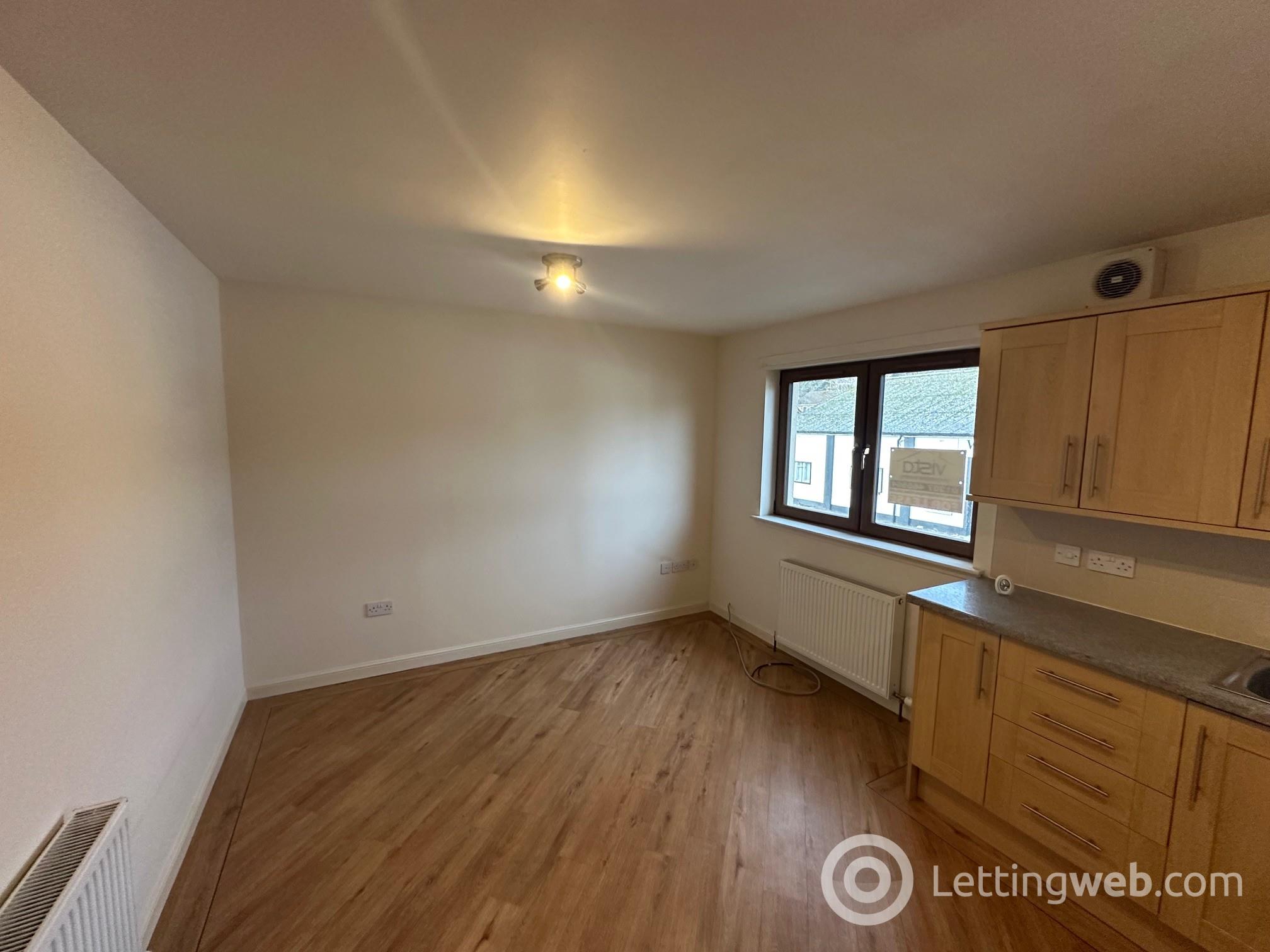 Property to rent in 47 Lochside Road, Forfar