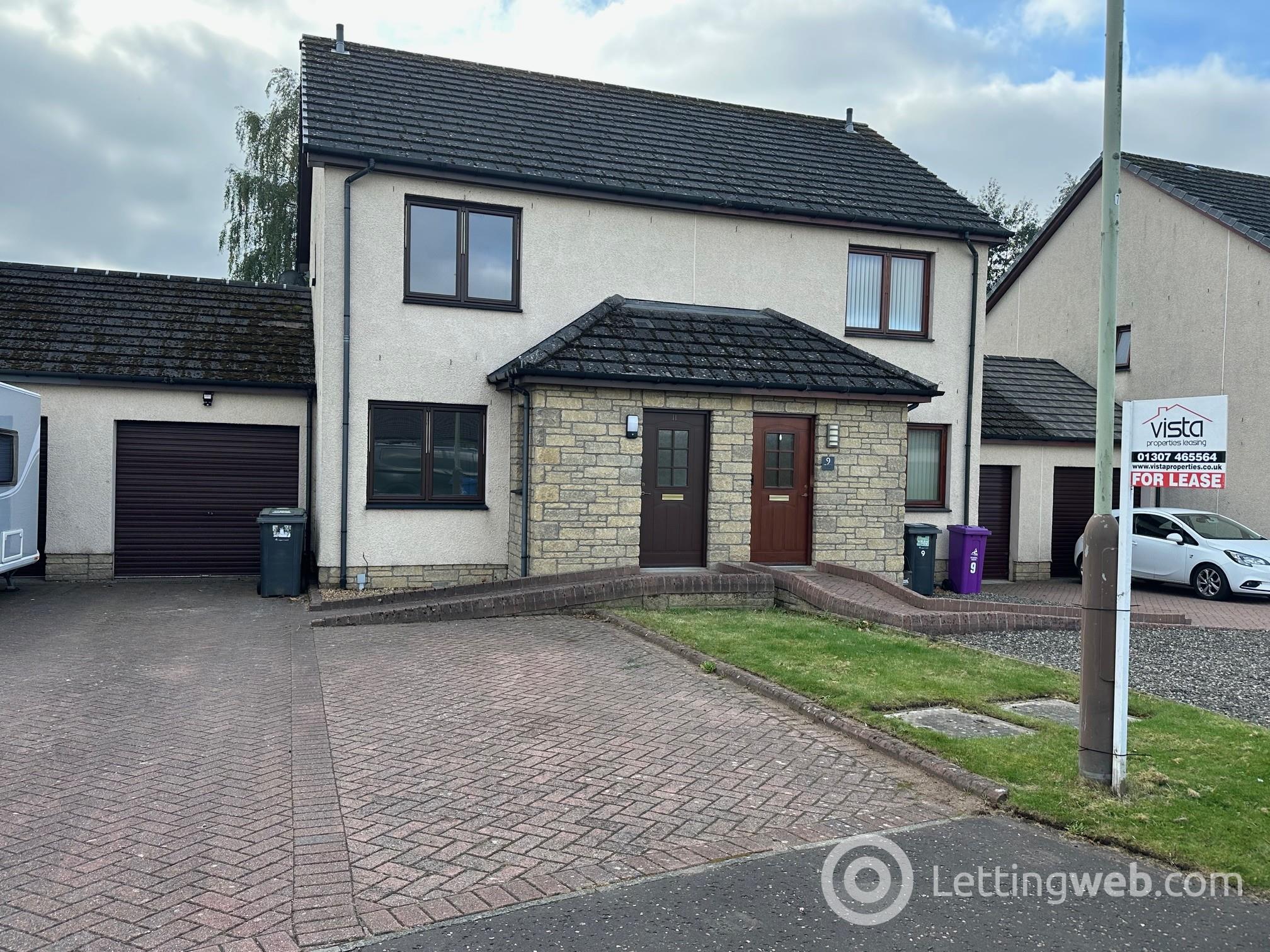Property to rent in 11 Priory Wynd, Forfar