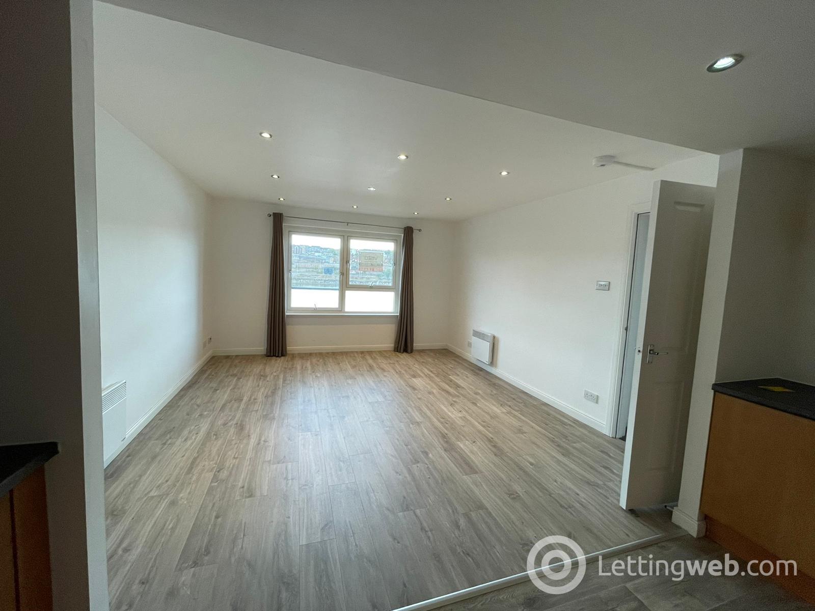 Property to rent in 168 South Victoria Dock Rd, City Quay, Dundee