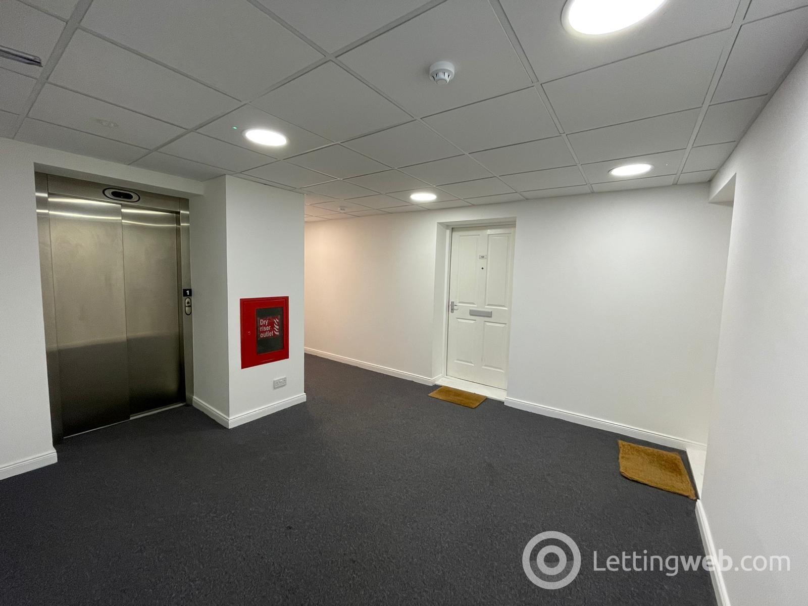 Property to rent in 168 South Victoria Dock Rd, City Quay, Dundee