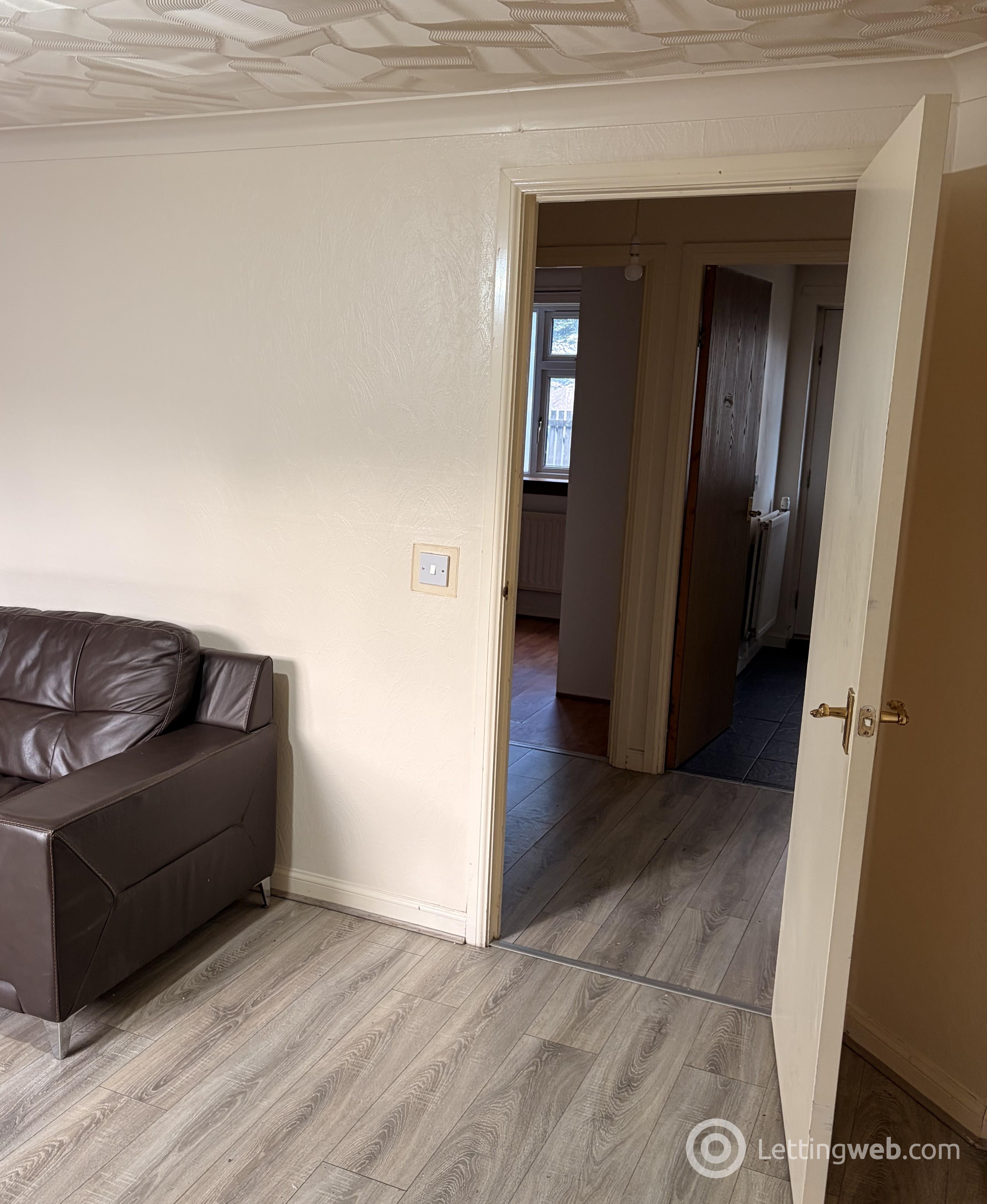 Property to rent in Morvenside EH14