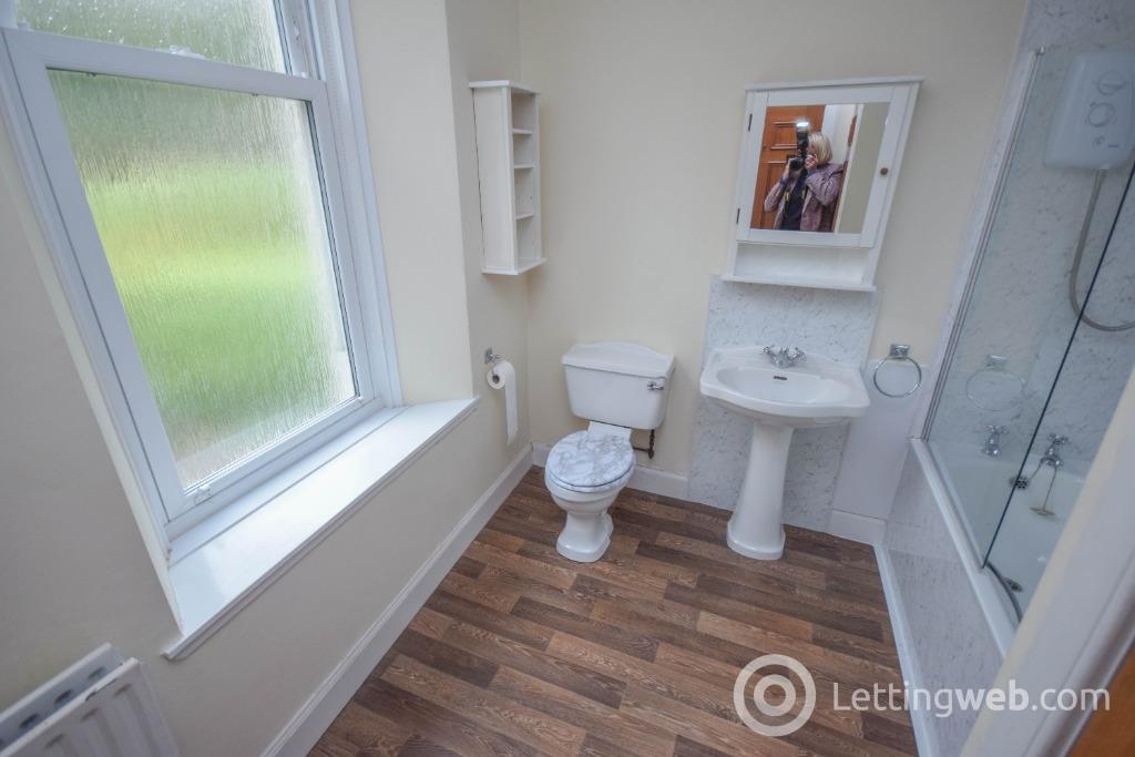 Property to rent in 2 Castleroy Road, Broughty Ferry, Dundee, DD5 2LQ