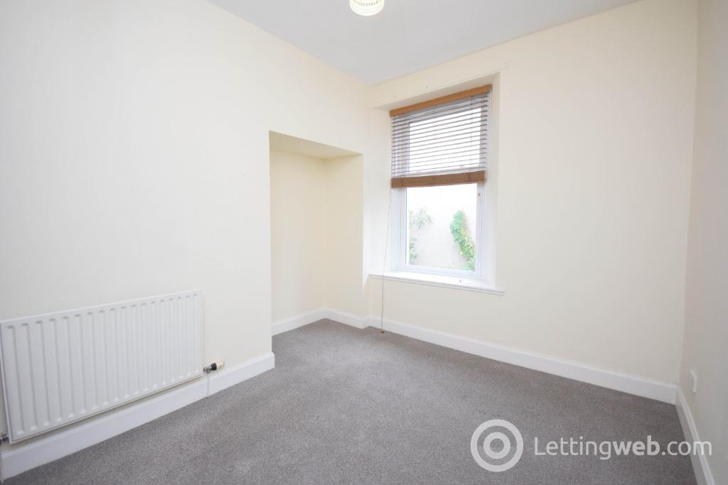 Property to rent in 2 Castleroy Road, Broughty Ferry, Dundee, DD5 2LQ