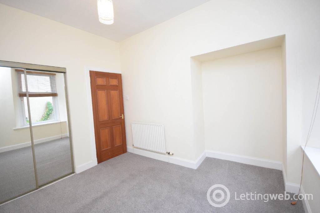 Property to rent in 2 Castleroy Road, Broughty Ferry, Dundee, DD5 2LQ