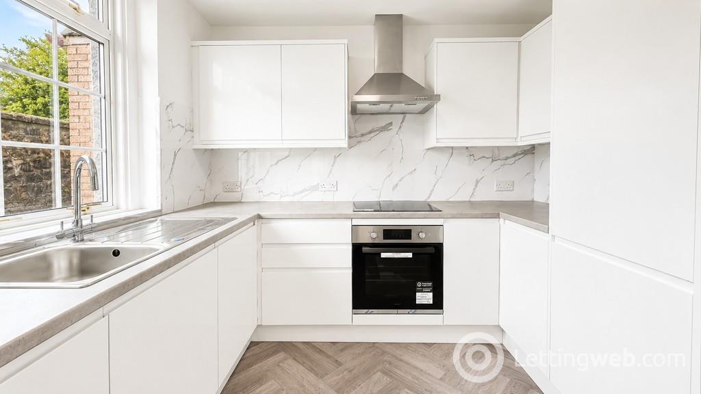 Property to rent in Manse Road , Whitburn