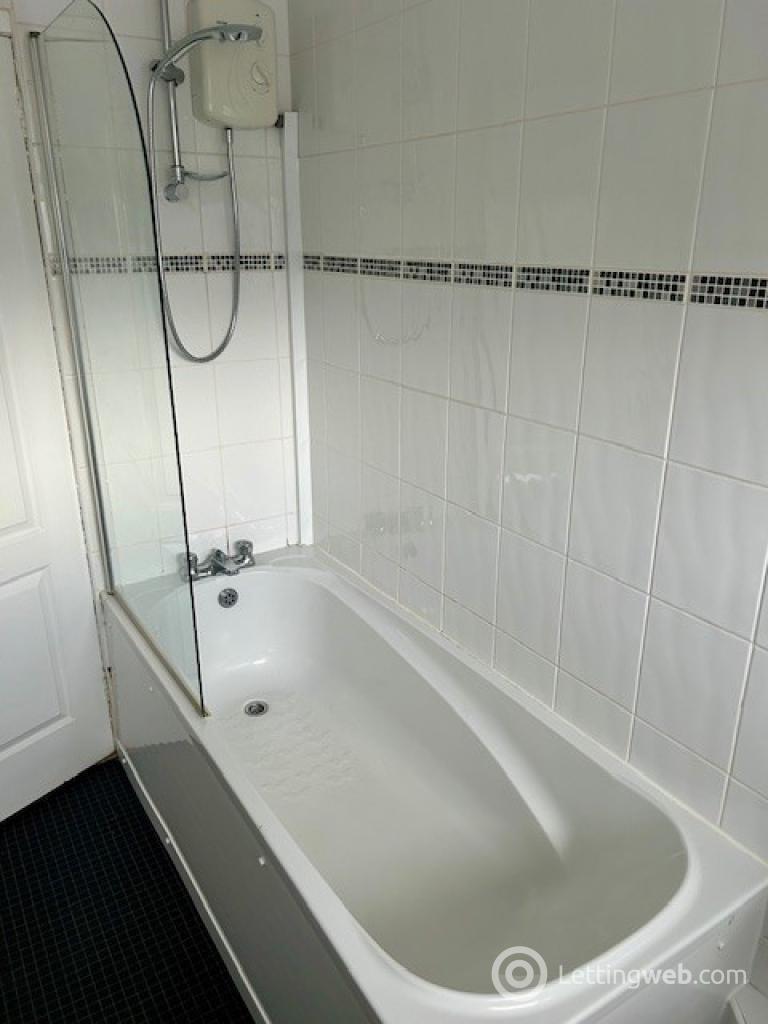 Property to rent in 1957 London Road,  Glasgow, G32