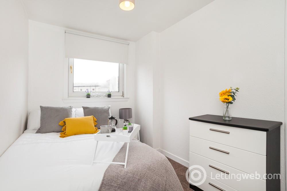 Property to rent in 73f Charlotte Street, Aberdeen, AB25 1LY