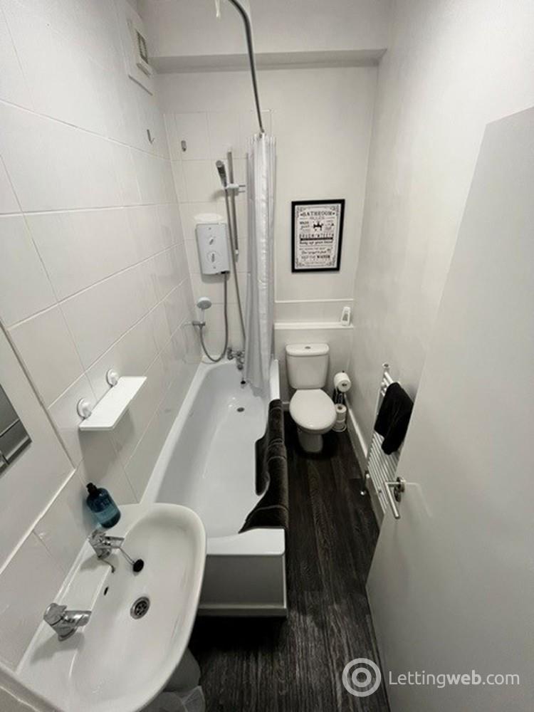 Property to rent in 27cUrquhart Road, Aberdeen, AB24