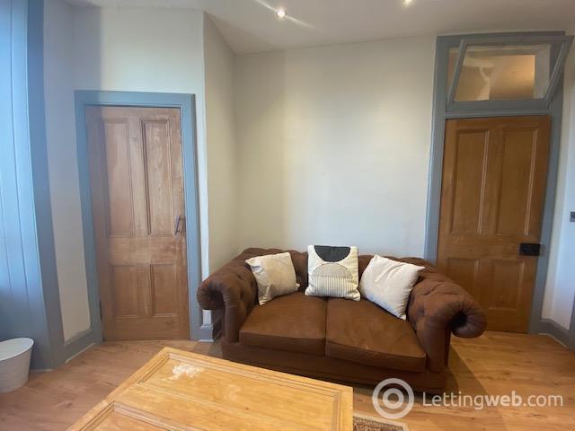Property to rent in Bellevue Road, Bellevue, Edinburgh, EH7 4DG