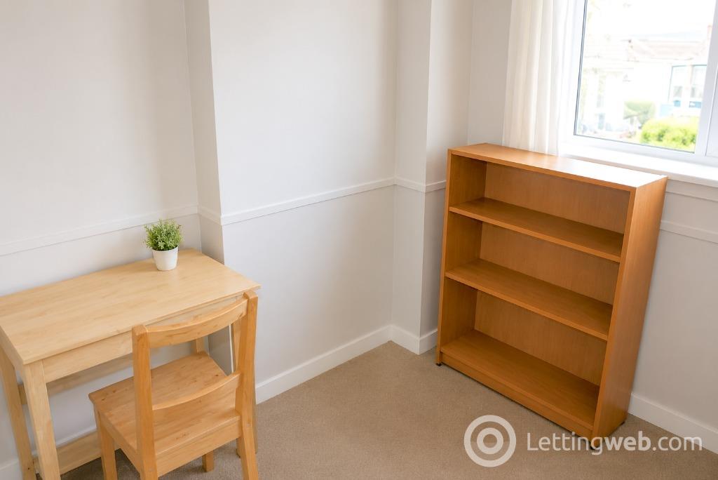 Property to rent in Trinity Court, Edinburgh, EH5 3LE