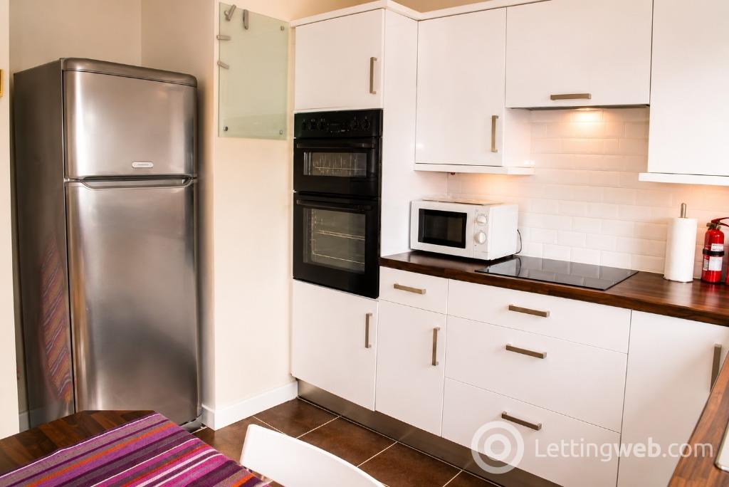 Property to rent in Trinity Court, Edinburgh, EH5 3LE