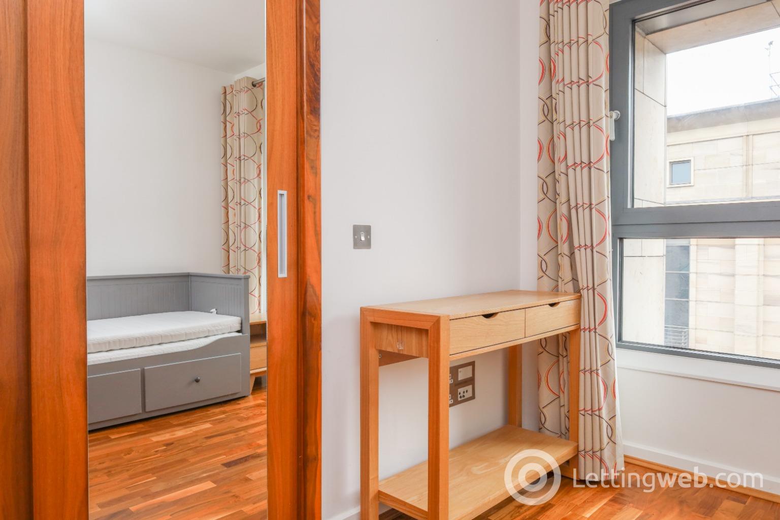 Property to rent in Flat 3/6, 7 Bath Street, Glasgow, G2 1HY