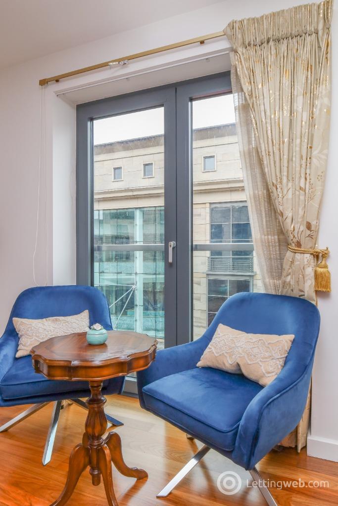 Property to rent in Flat 3/6, 7 Bath Street, Glasgow, G2 1HY