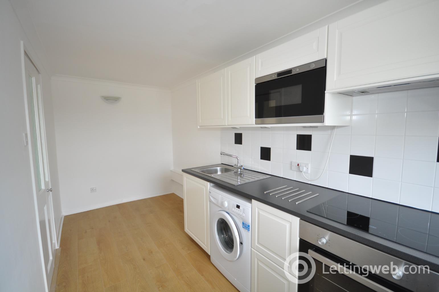 Property to rent in 122B Southbrae Drive, Glasgow G13 1TZ