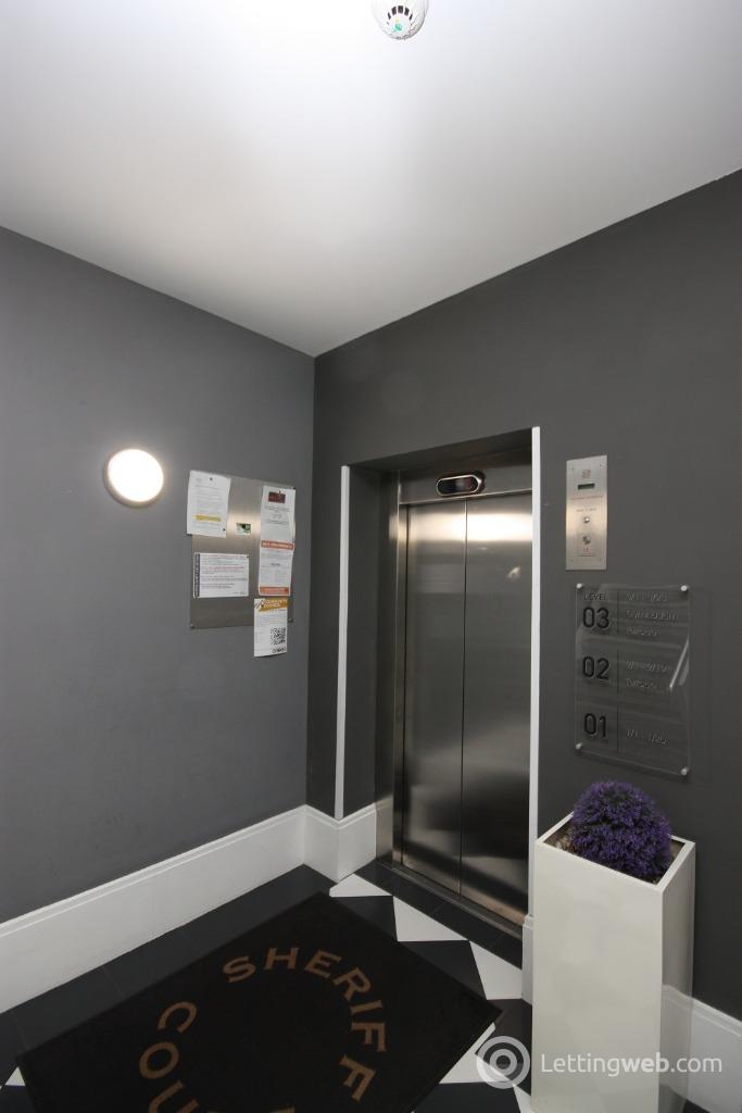 Property to rent in Flat 1/8 Sheriff Court 149 Ingram Street Glasgow G1 1DW