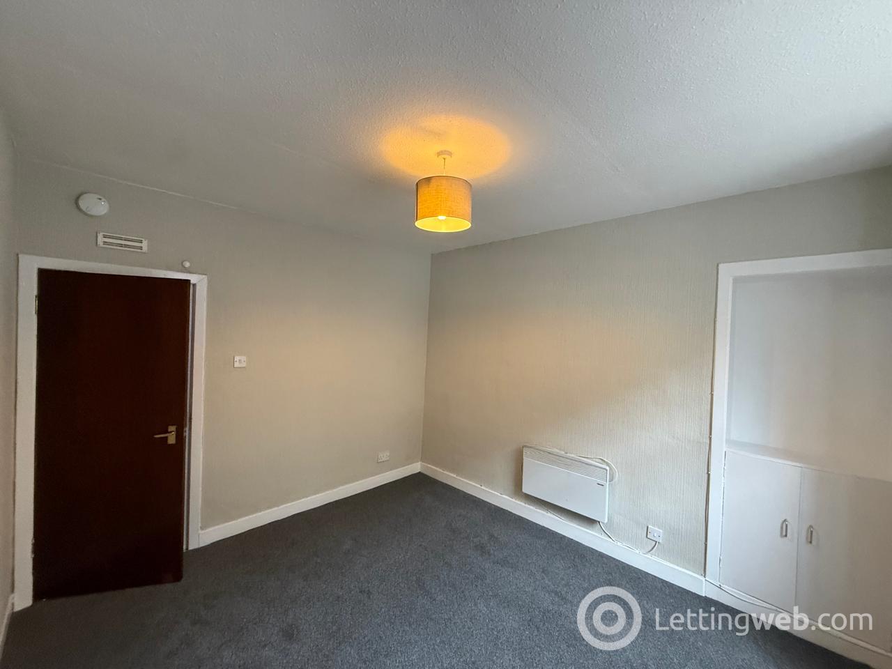 Property to rent in 14 Park Avenue, DD4