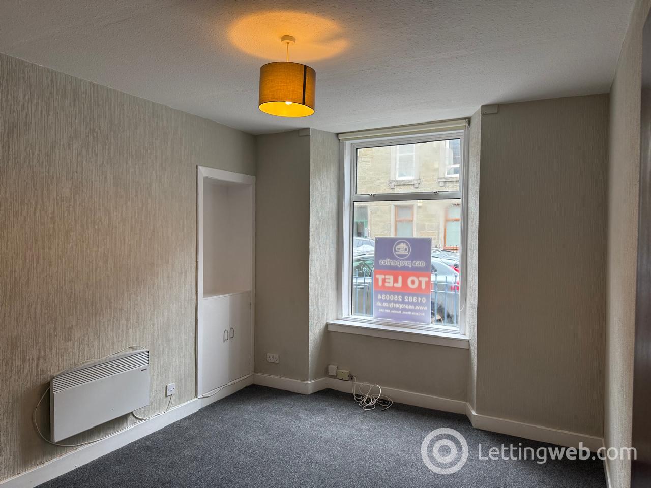 Property to rent in 14 Park Avenue, DD4