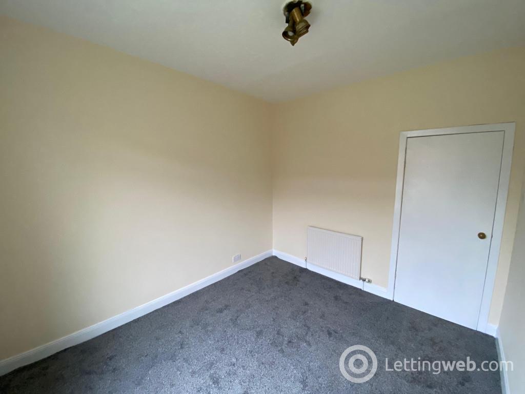 Property to rent in Castlemilk Road, Croftfoot