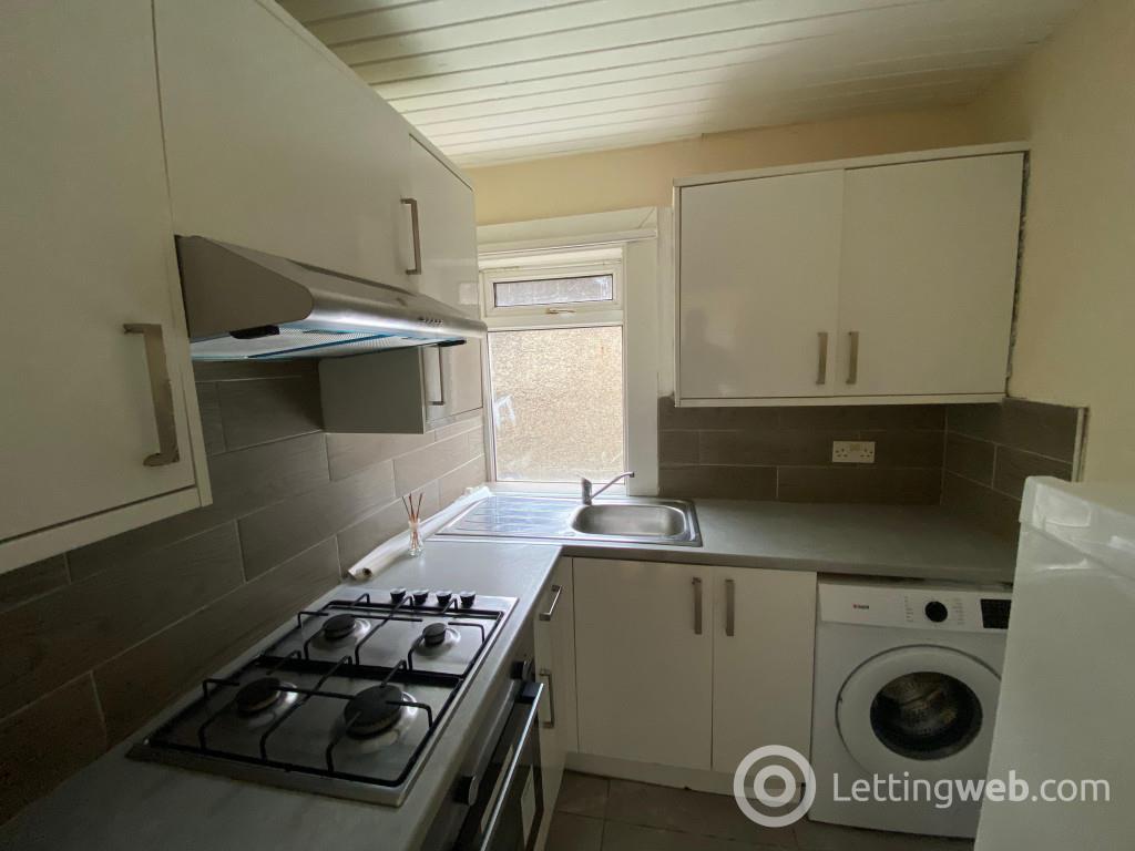 Property to rent in Castlemilk Road, Croftfoot