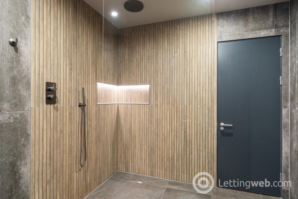 Property to rent in Dunlop Street, City Centre