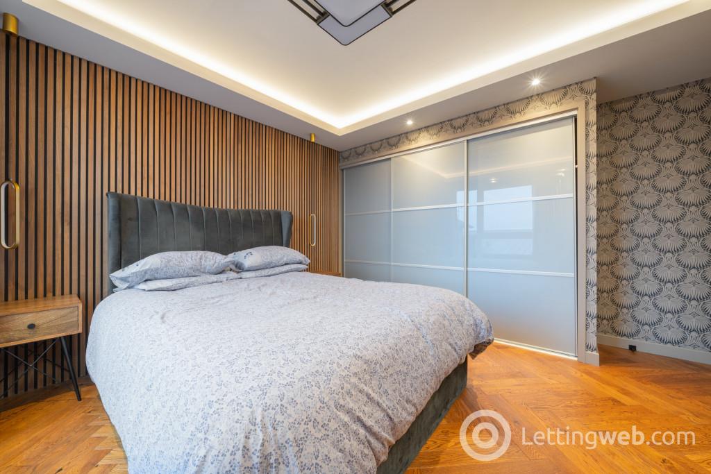 Property to rent in Dunlop Street, City Centre