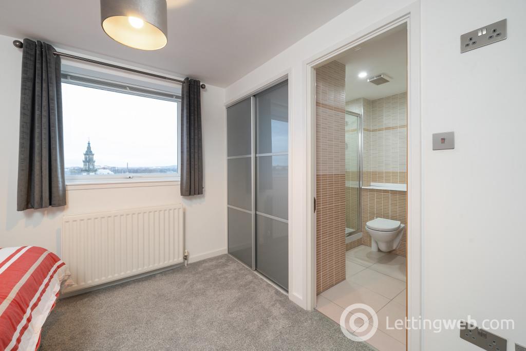 Property to rent in Dunlop Street, City Centre