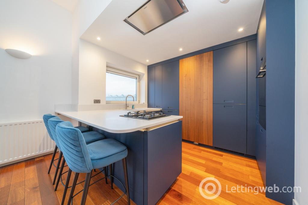 Property to rent in Dunlop Street, City Centre