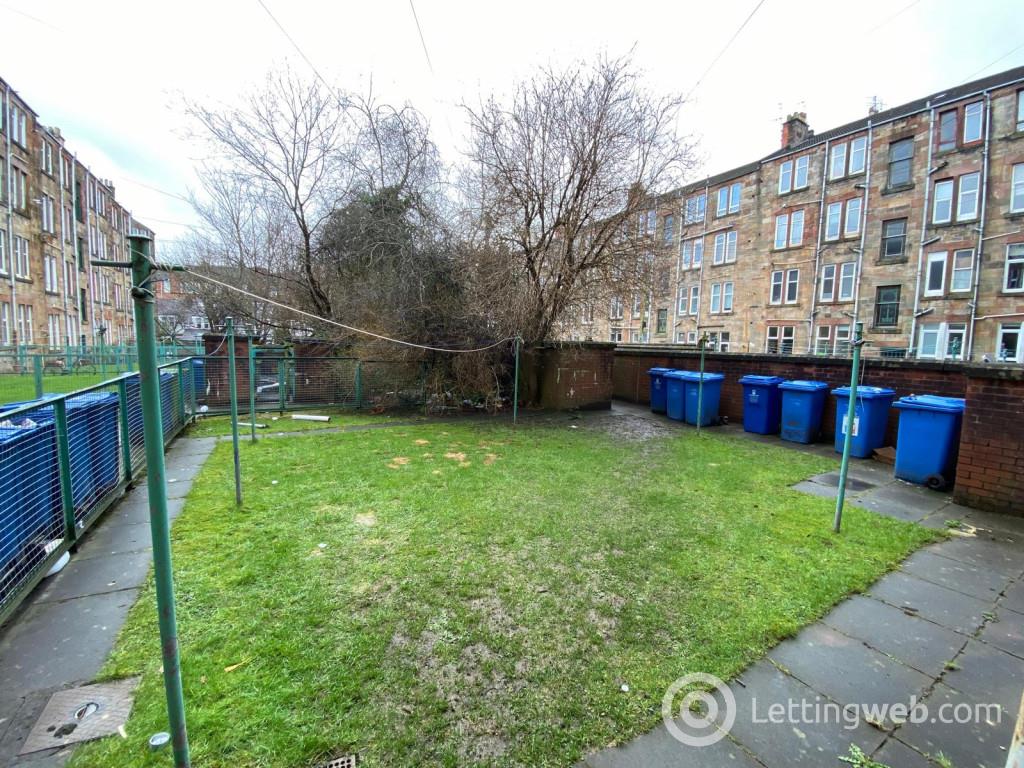 Property to rent in Deanston Drive, Shawlands