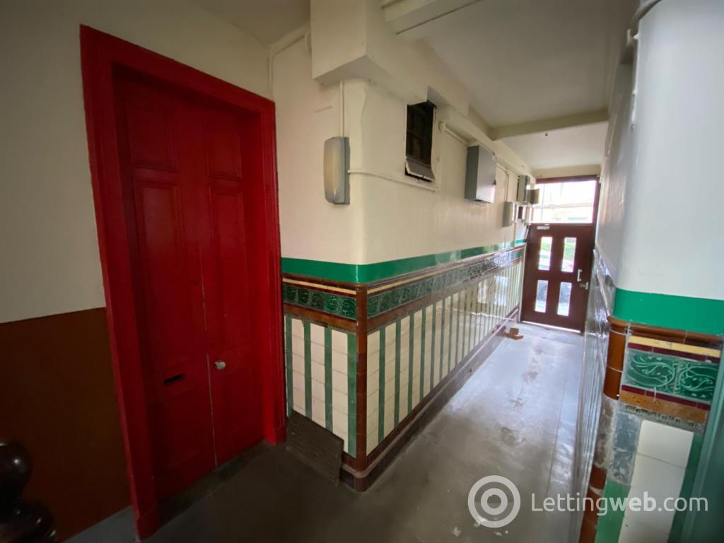 Property to rent in Deanston Drive, Shawlands