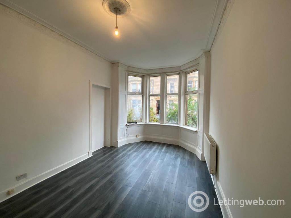 Property to rent in Deanston Drive, Shawlands