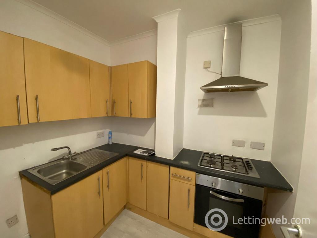 Property to rent in Deanston Drive, Shawlands