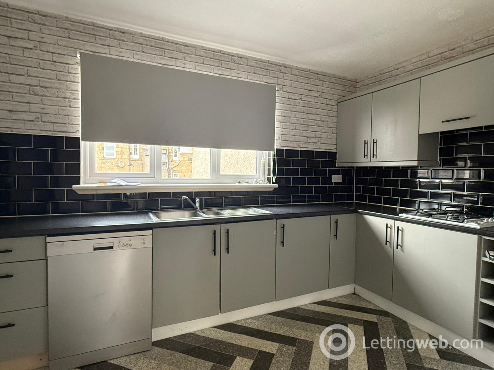 Property to rent in 17 Phoenix Place, Elderslie, Johnstone, PA5 9AR