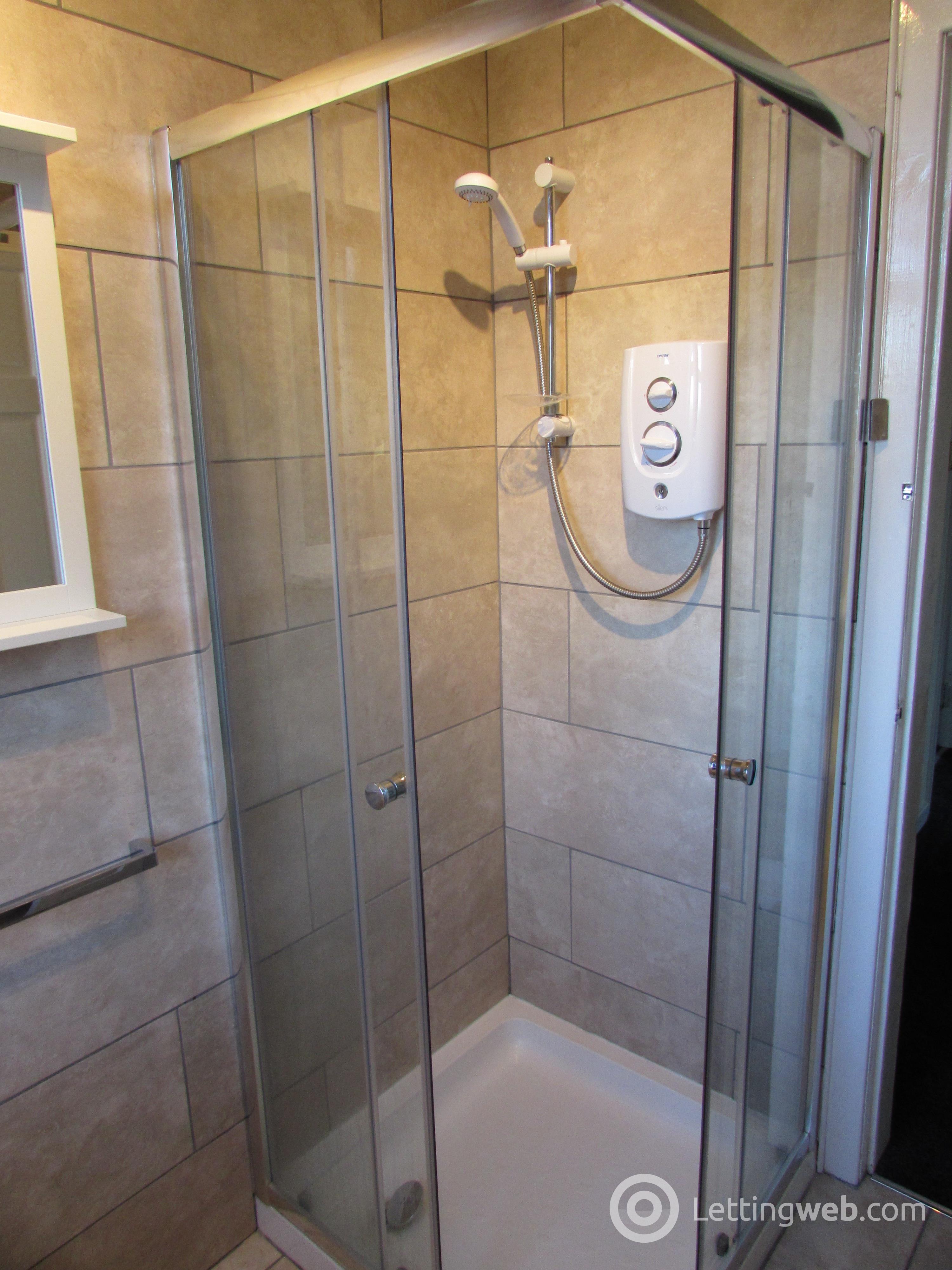 Property to rent in Old Road Elderslie Lettingweb