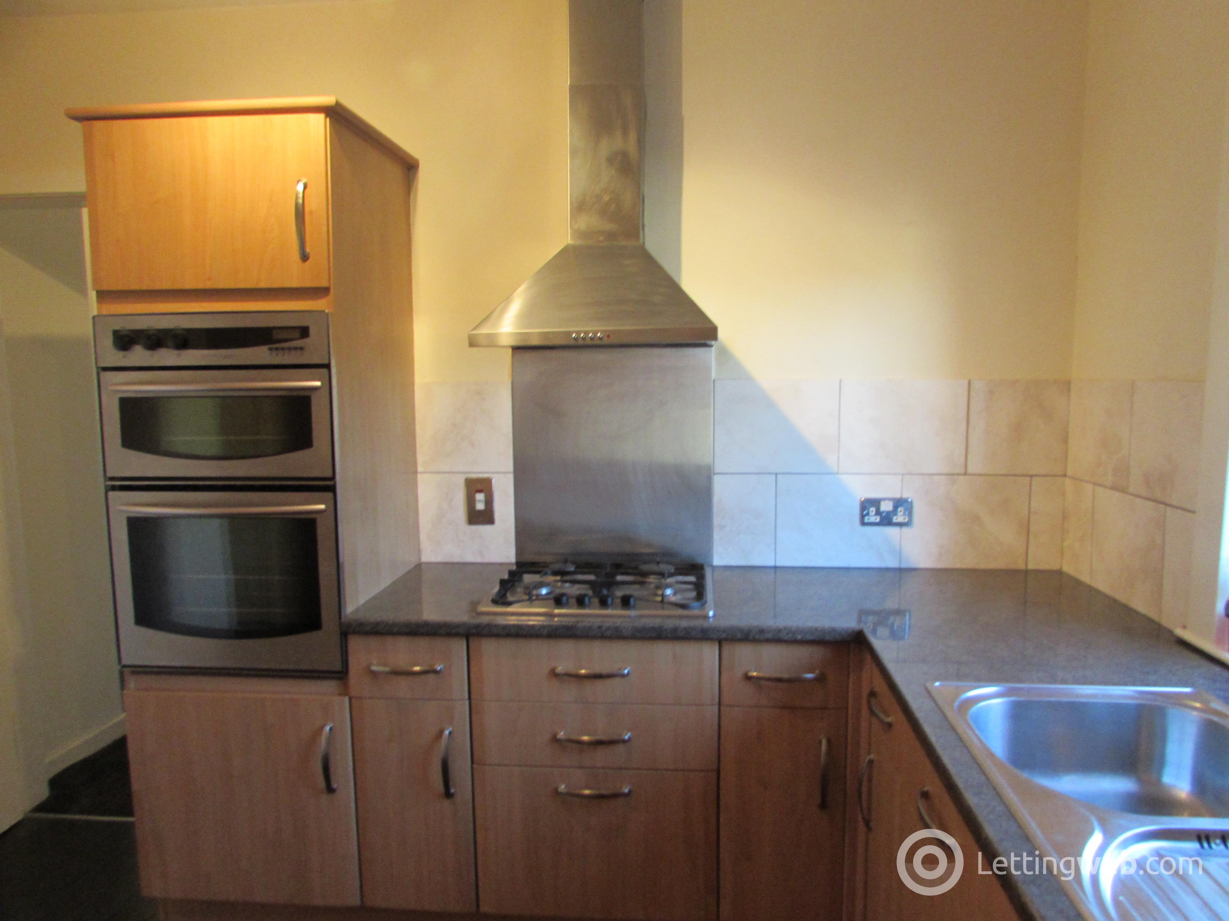 Property to rent in Old Road Elderslie Lettingweb