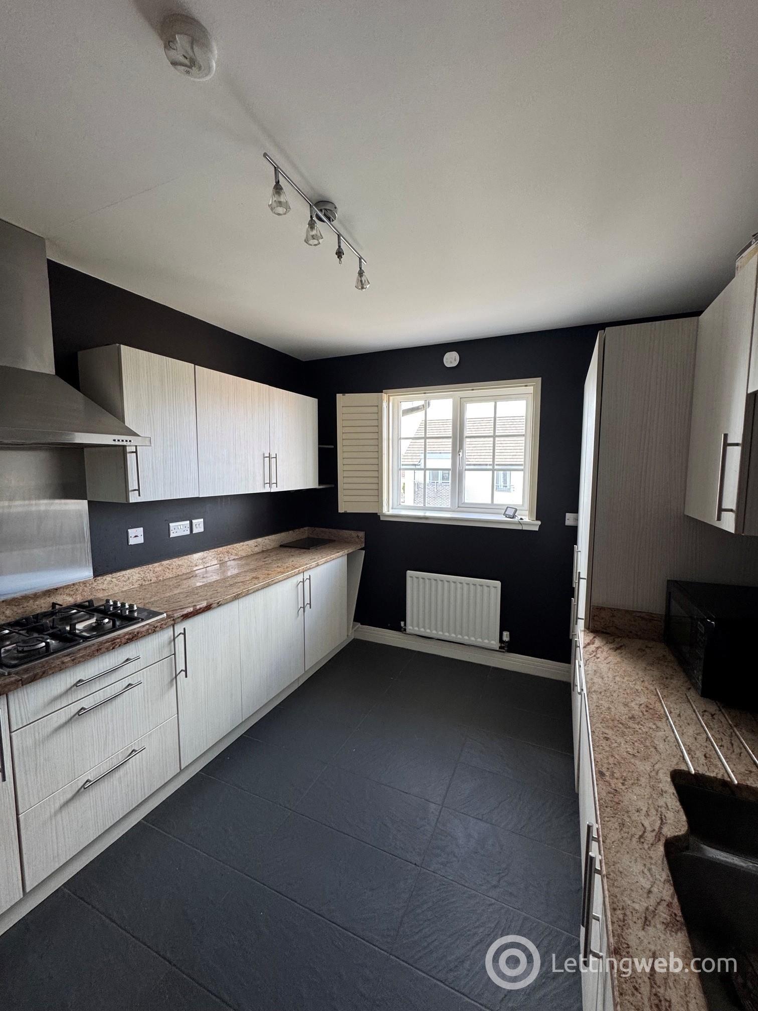 Property to rent in 114 Crown Crescent, Larbert, FK5 4XQ