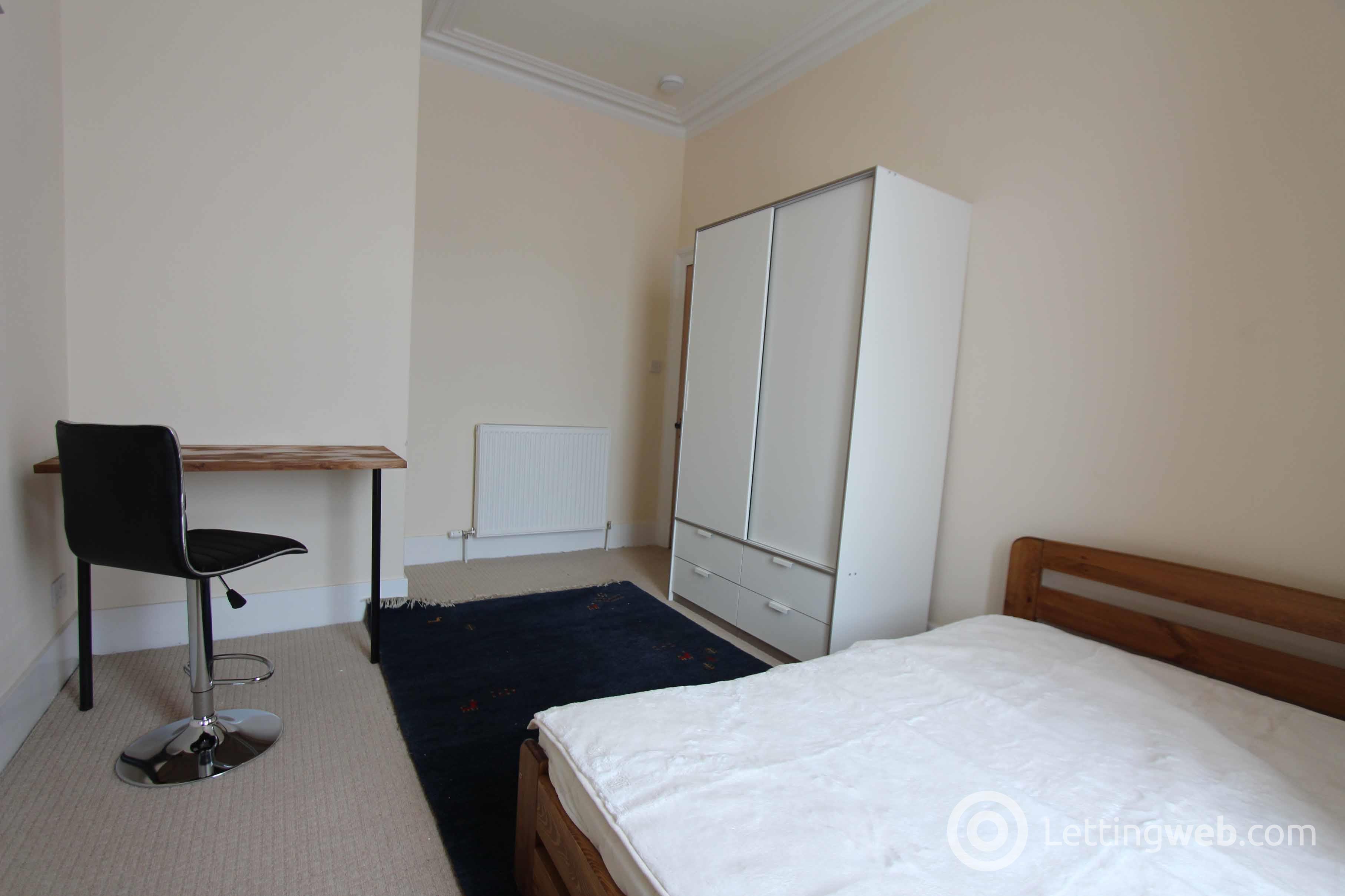 Property to rent in 1st Floor flat, 65 ELMFIELD AVENUE, Aberdeen AB24 3NU