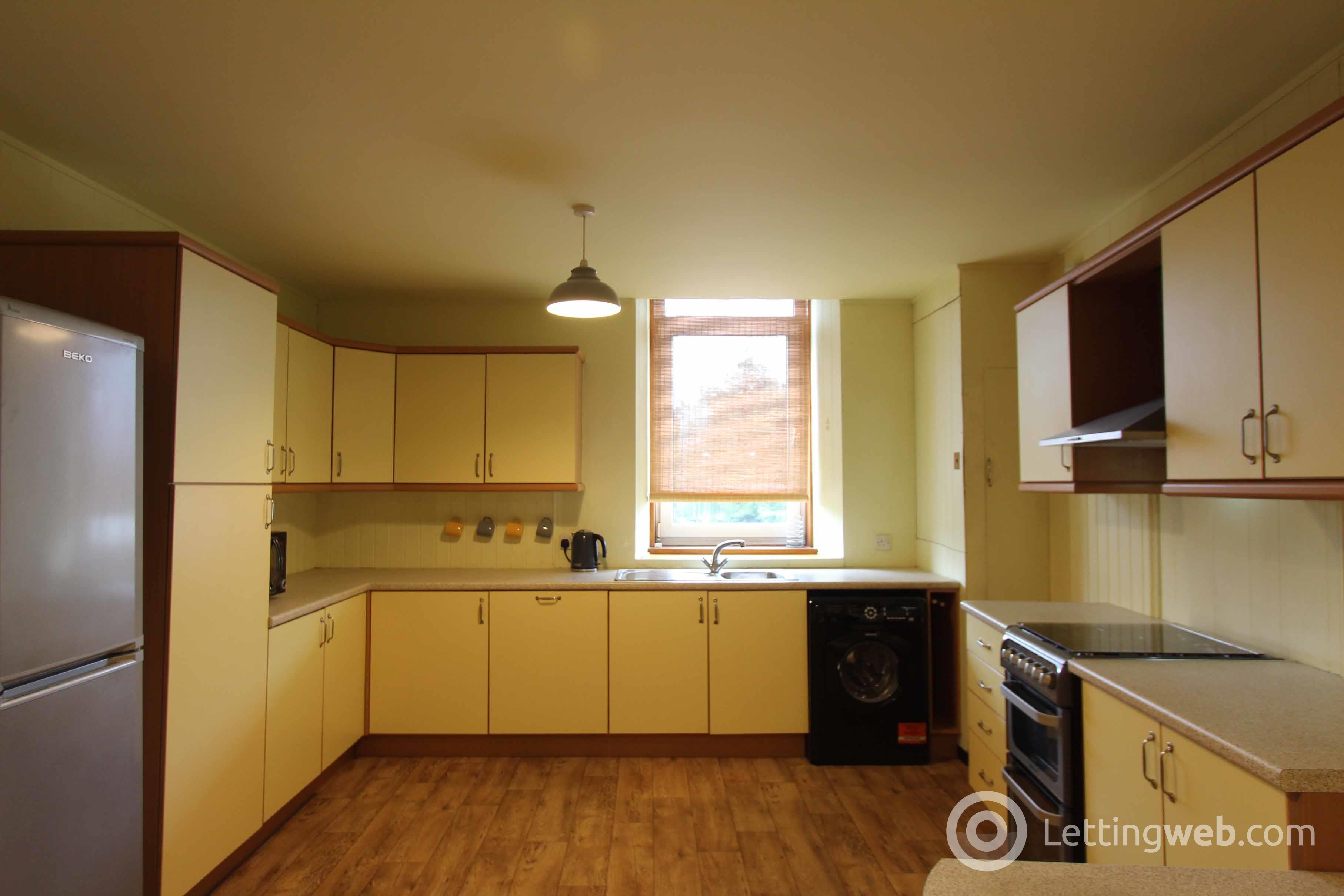 Property to rent in 1st Floor flat, 65 ELMFIELD AVENUE, Aberdeen AB24 3NU