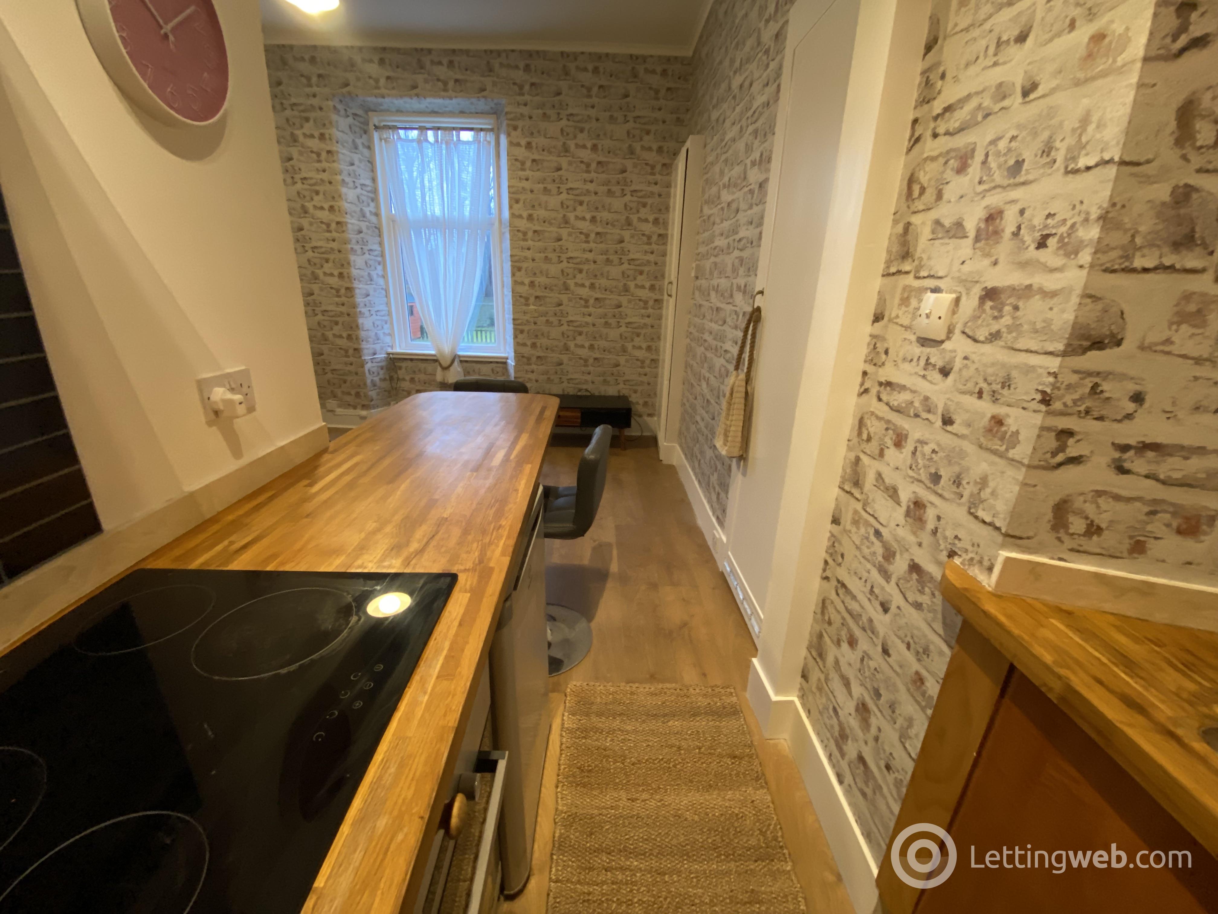Property to rent in 37 Mount Street, Aberdeen, AB25 2QX