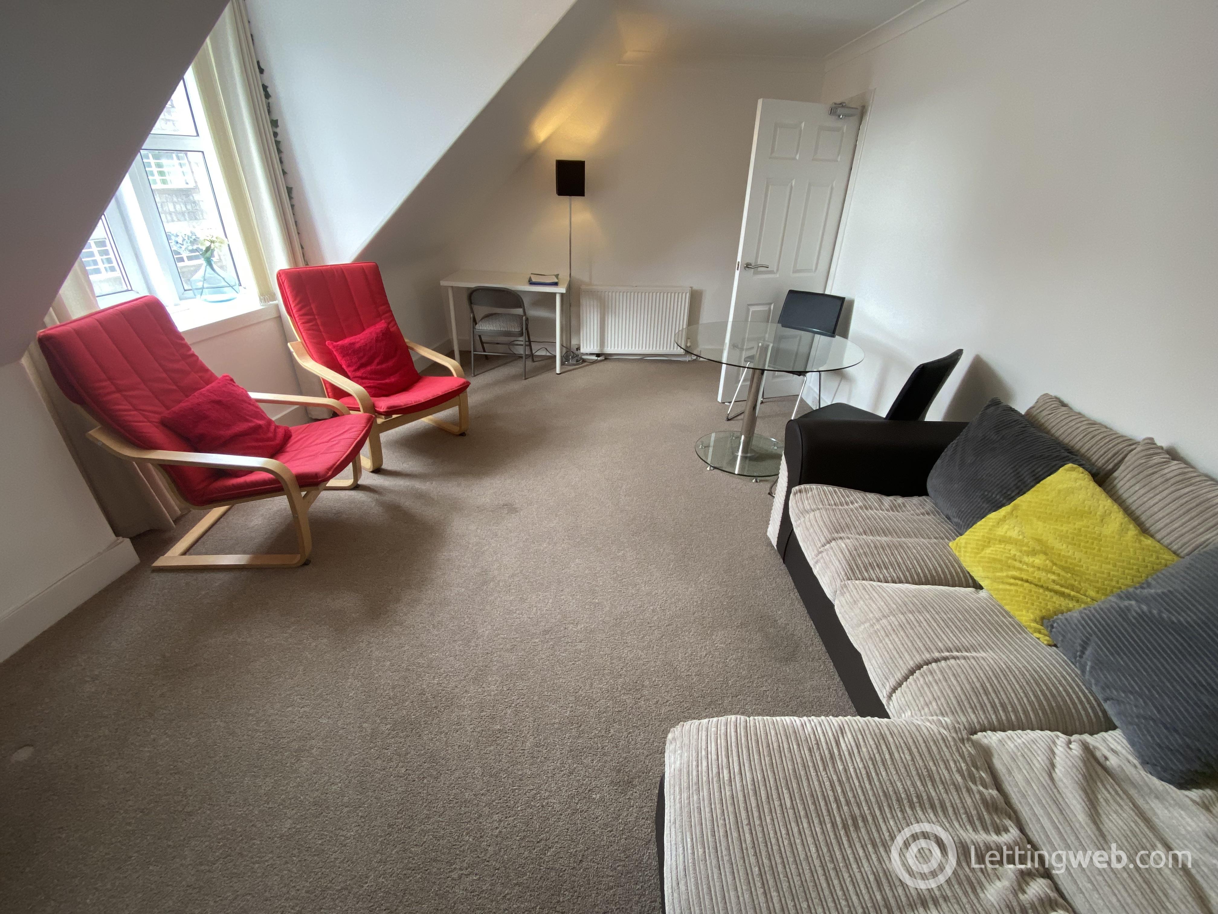 Property to rent in 32 South Mount Street, Aberdeen, AB25 2TB