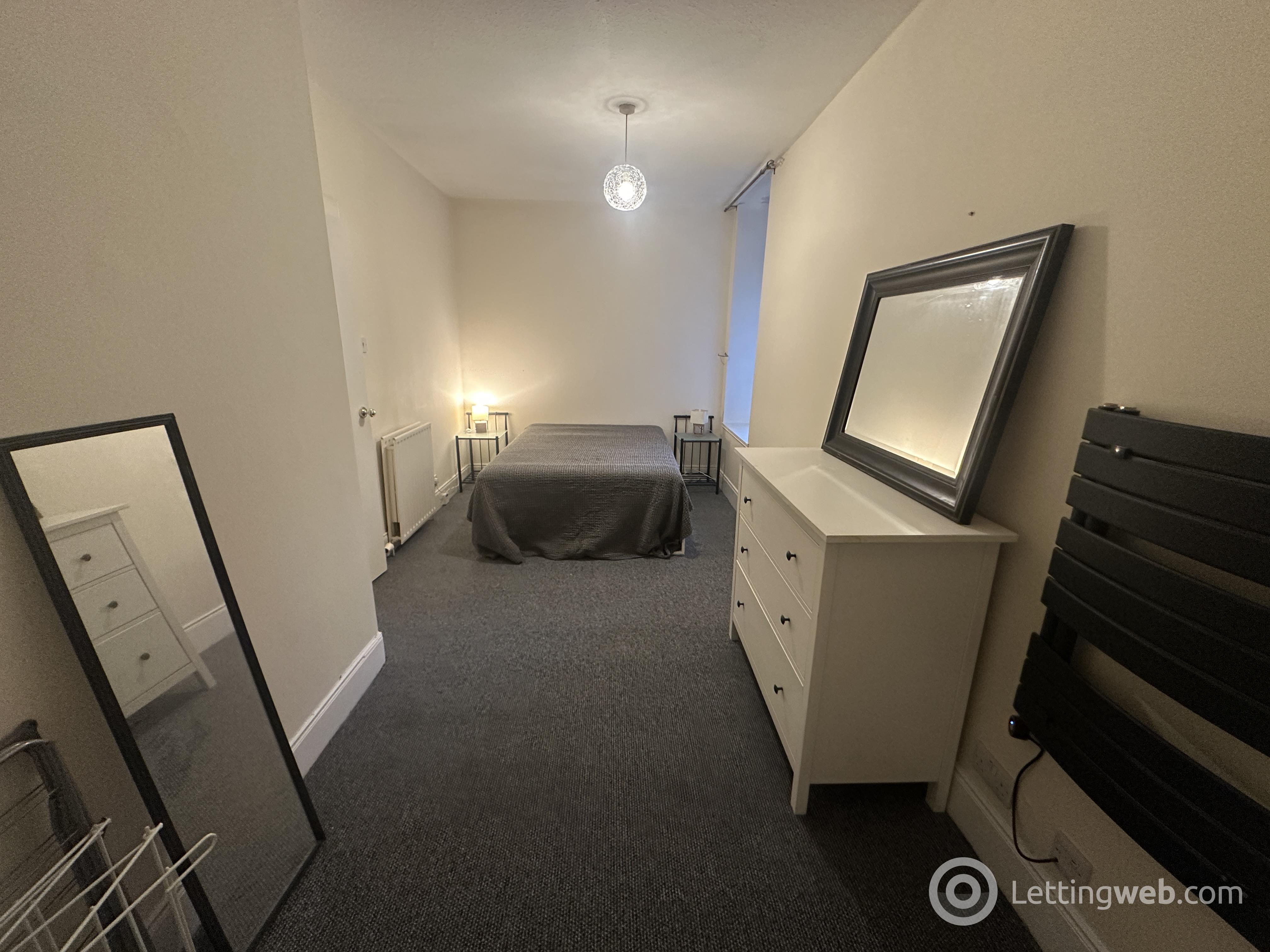 Property to rent in 111 Union Grove, Aberdeen, AB10 6SL