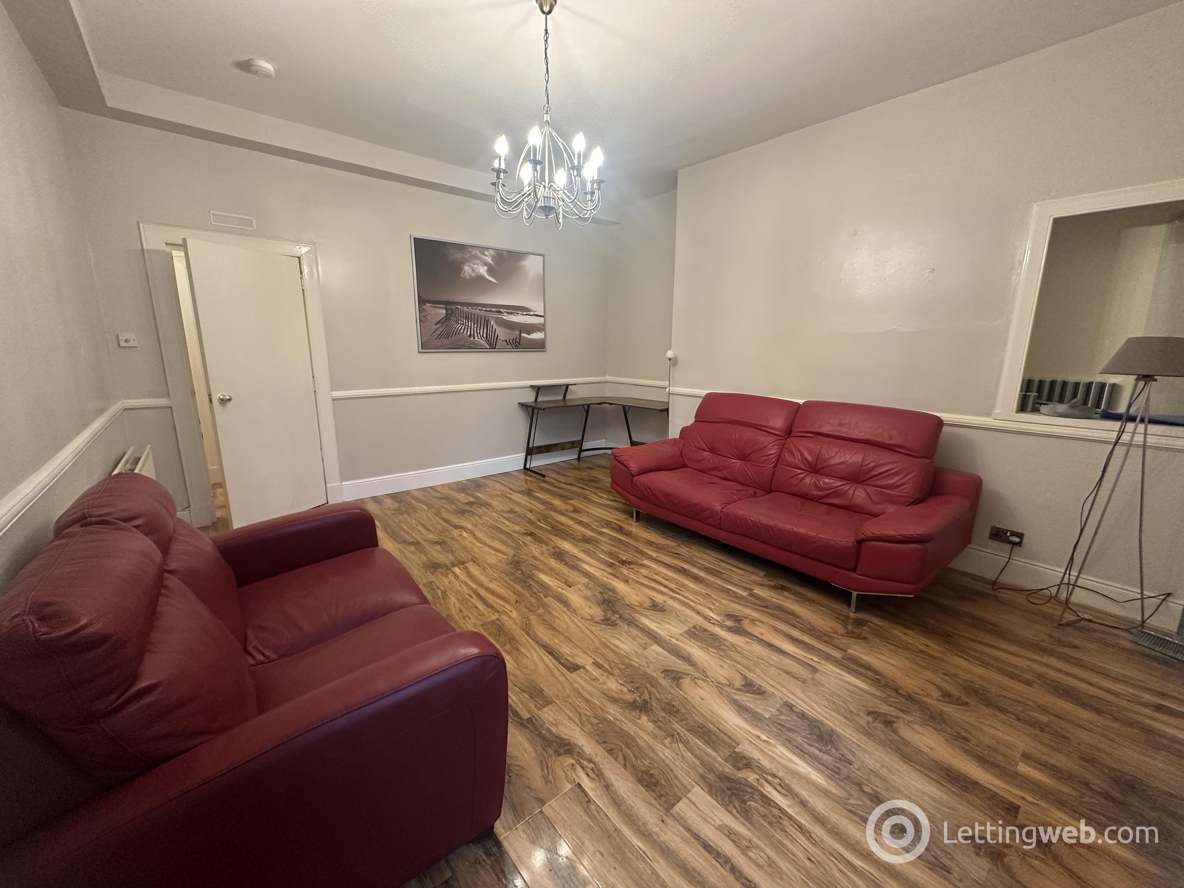 Property to rent in 111 Union Grove, Aberdeen, AB10 6SL